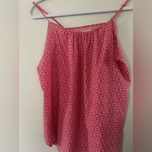 Faded Glory size medium  tank. Red and white. East care.